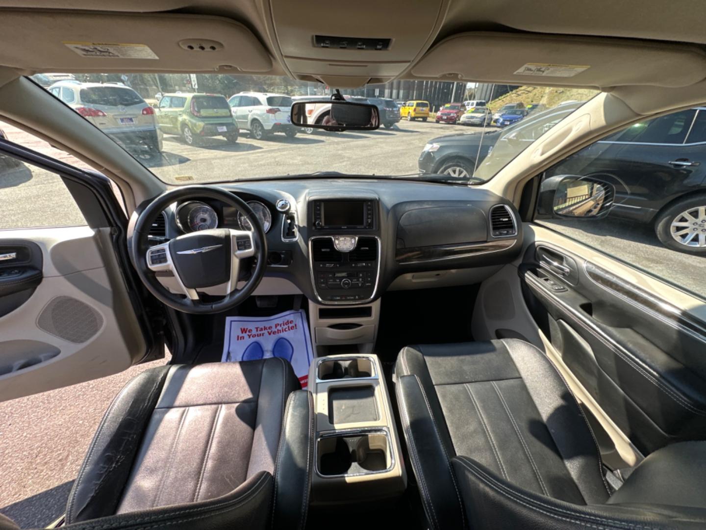 2014 Black Chrysler Town & Country (2C4RC1BG1ER) , located at 5700 Curlew Drive, Norfolk, VA, 23502, (757) 455-6330, 36.841885, -76.209412 - Photo#7